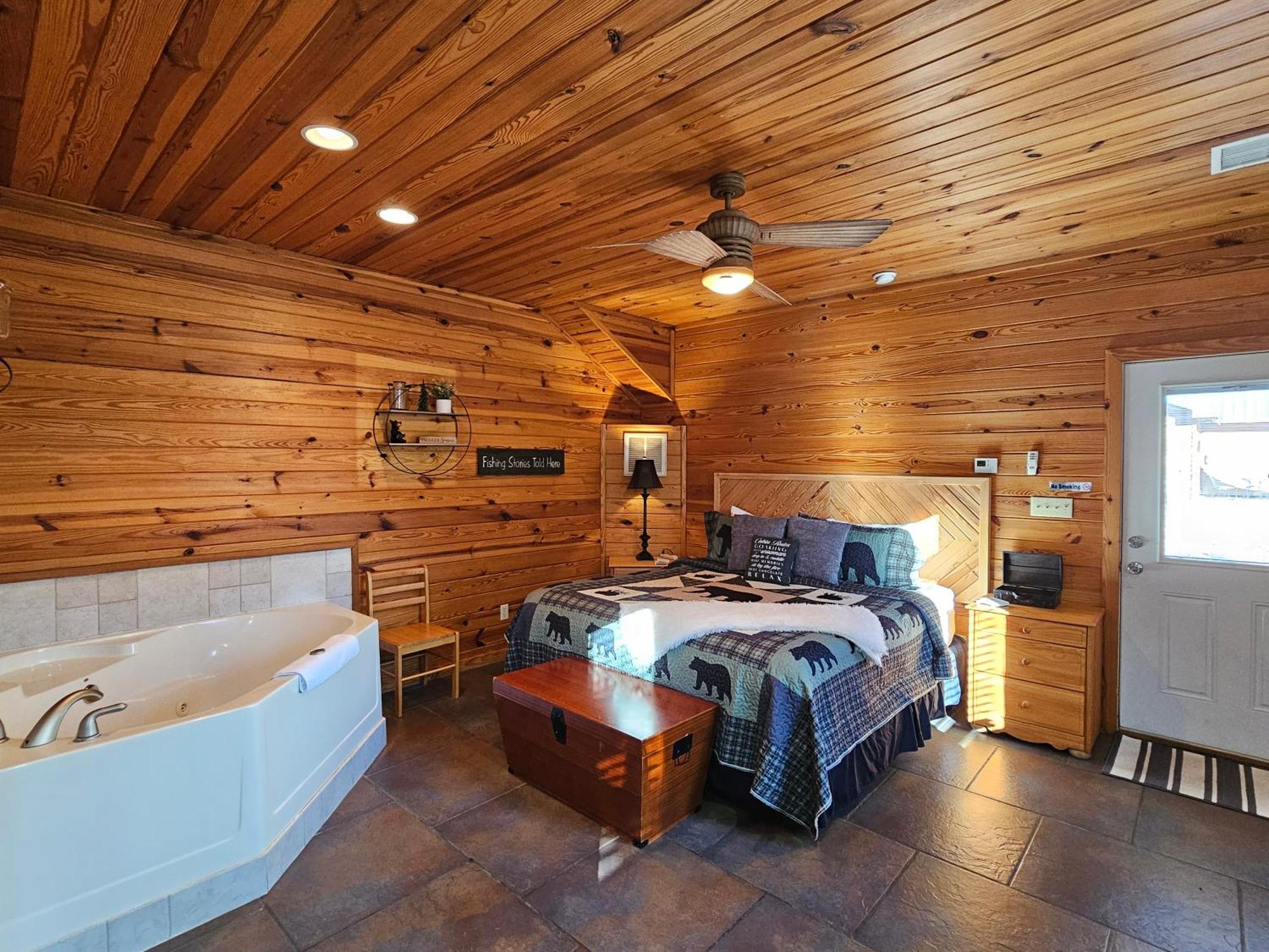 5 Min To Beaver Lake-King Bed-Fire Pit-Jetted Tub #2 Eureka Springs Eksteriør bilde